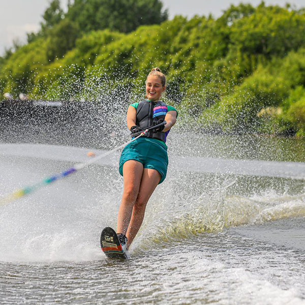 Watersport Activites Town Loch Watersking & Wakboarding Scotland