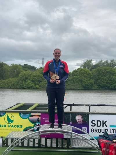 Georgie Photo Podium